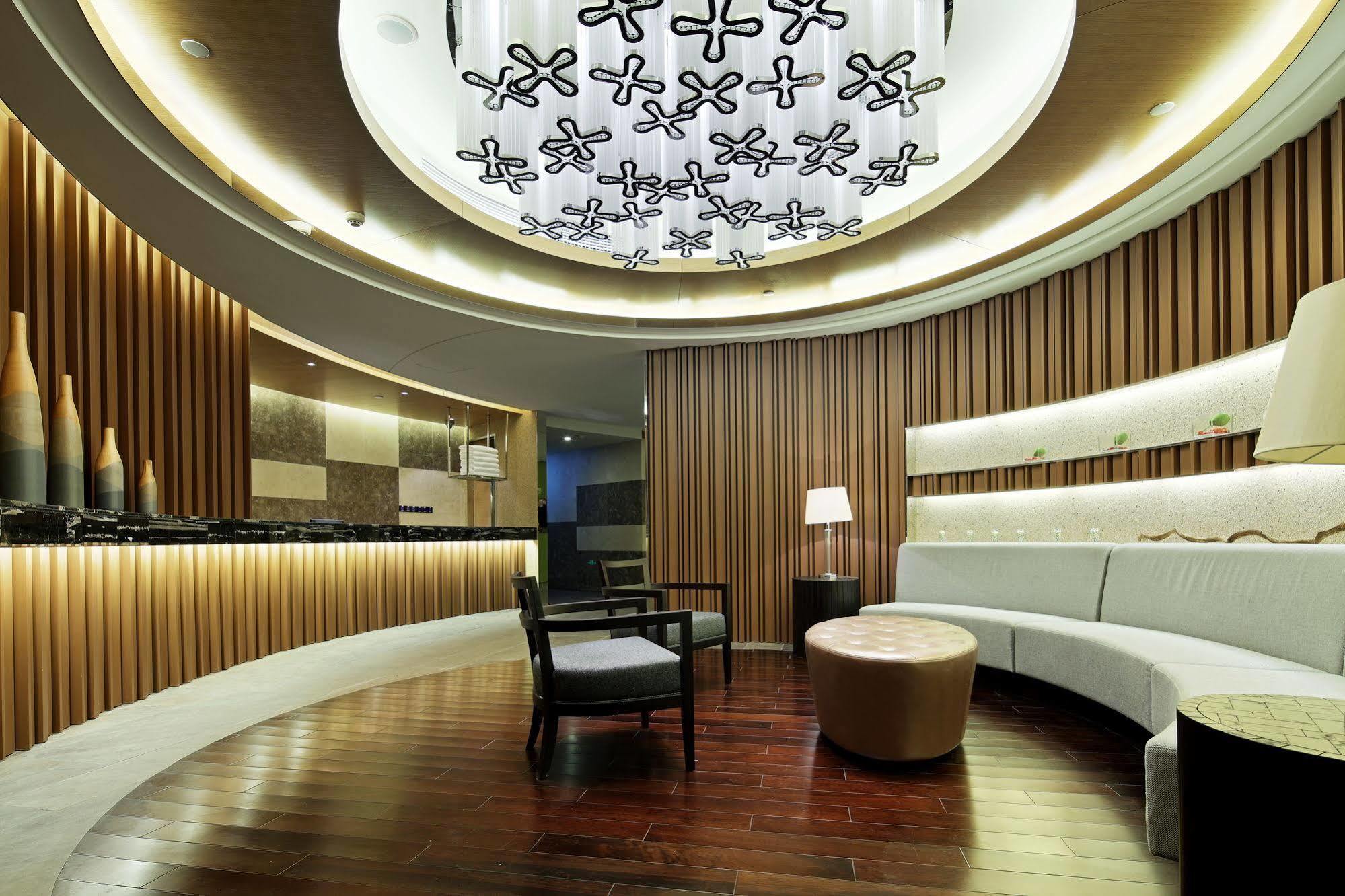 Ramada Changzhou North Hotel Exterior photo